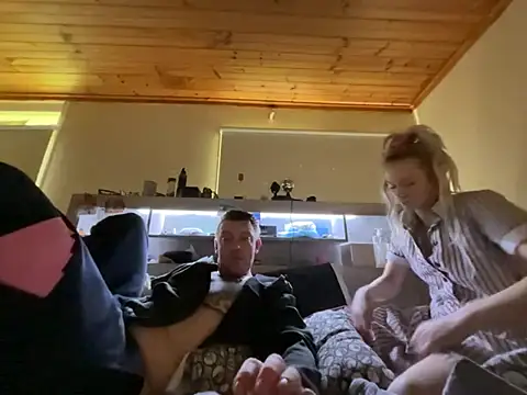 MDeez11's Webcam Show