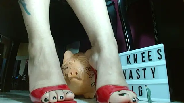 Chat XXX ao vivo de MeGoddesSara