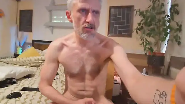your-new-hoT-uncle Live XXX-Chat