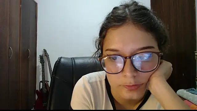 MadieeLorez's Live XXX Chat