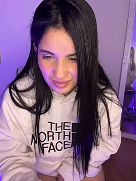 Chat +18 de Lucy_engel ao vivo