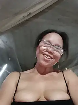 Tina6886 – Naživo XXX chat