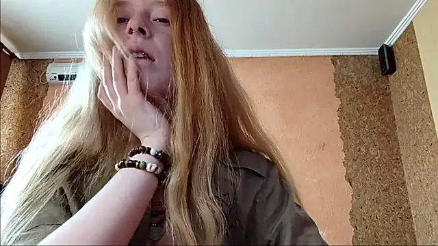 XXX chat uživo modela KateVibe_01