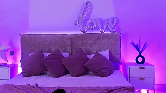 Jules_night's Live XXX Chat