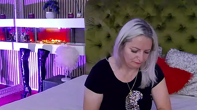 LadyTouch's Webcam Show