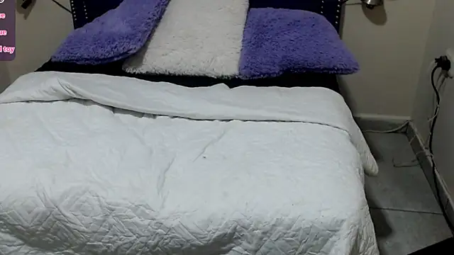 lunadreadd – Naživo XXX chat