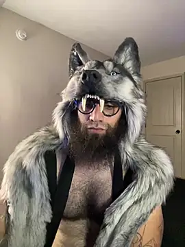MastaWolfy's Live XXX Chat