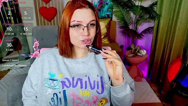 MilleyScott: онлайн-секс-чат