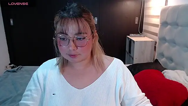 Chat XXX en directo de yini_angel