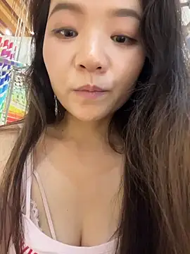 xiaochengzi505のライブXXXチャット