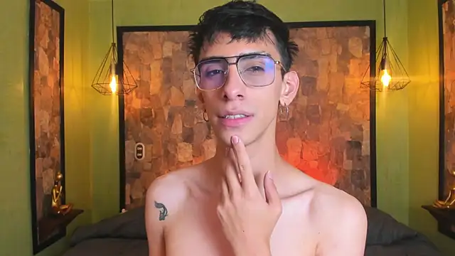 Evans_Noir's Webcam Show