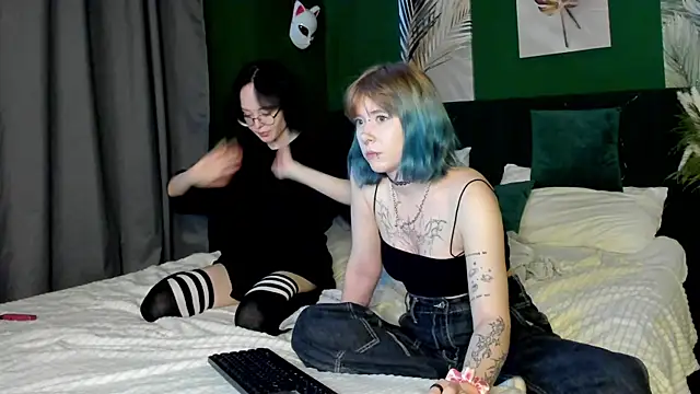 Lilac-Muse's Webcam Show