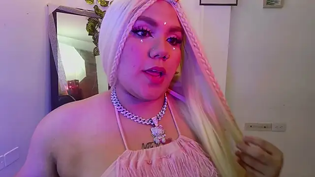 evania_lorns 在線直播表演