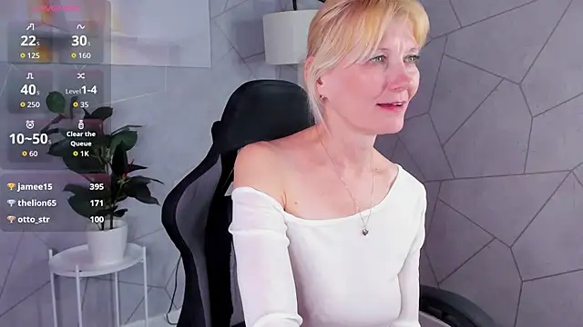 Julie_Lucas Obrolan Langsung XXX