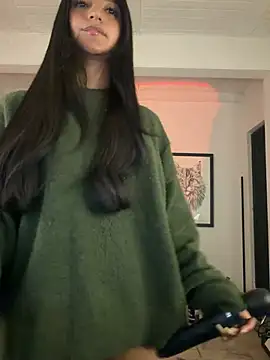 Czat XXX na żywo – aly_golden_