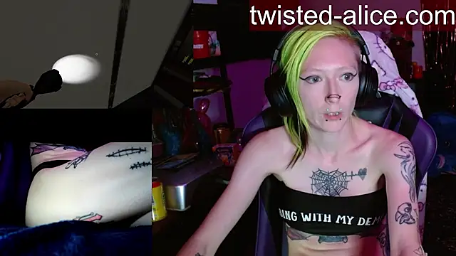 Chat XXX en directo de Twisted_Alice
