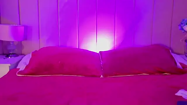 MollyBigBoobs12 – live chatrum