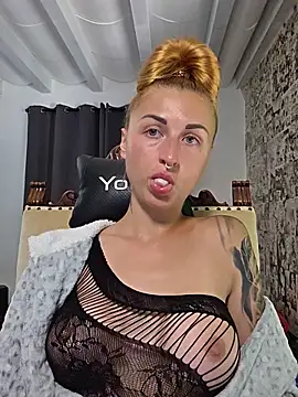 Онлайн чат XXX kylie_blck