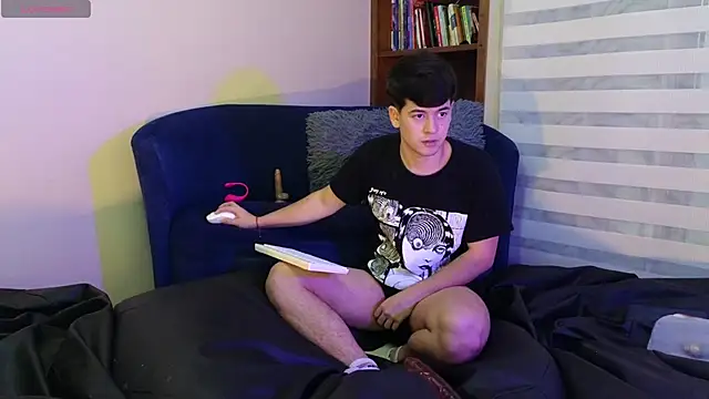 tightncuteass 网络视讯表演