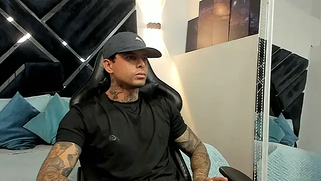 Show de EdoardoJS na webcam