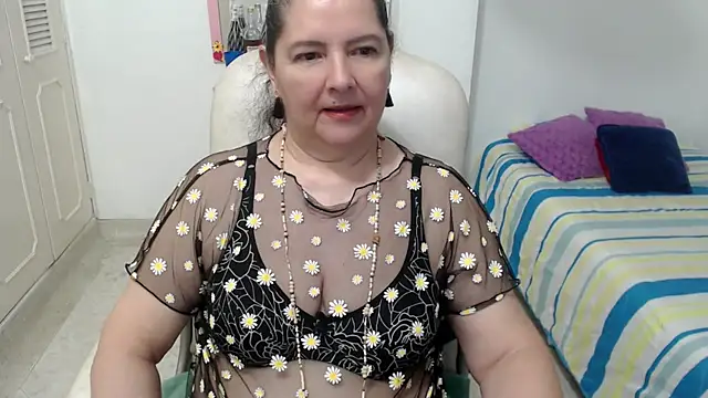 leonela_69 现场XXX聊天