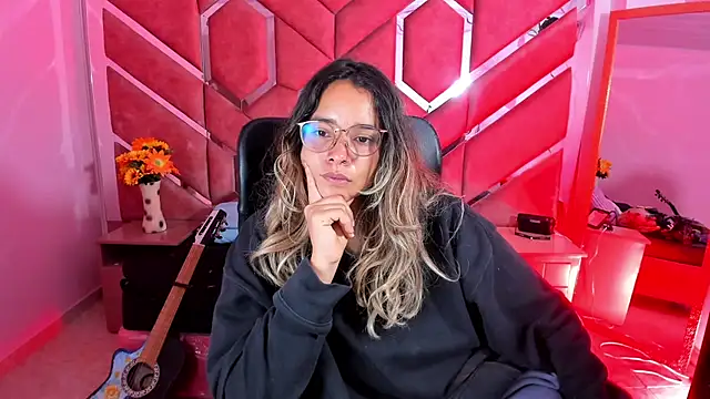 Chat XXX en directo de Olivia_Fox69