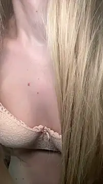 MarlboroWeb webcam show