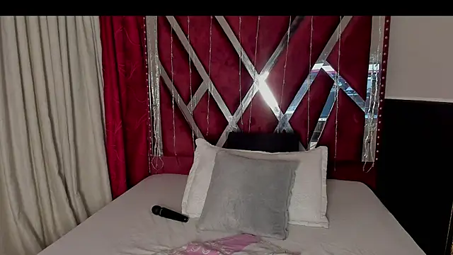 Chat XXX en directo de MicaelaHot_