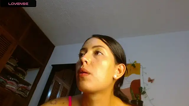 ivanna_dlのライブXXXチャット
