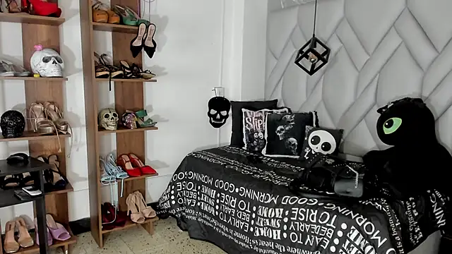 MirandaHaguen's Live XXX Chat