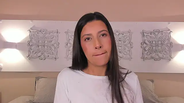 nova_velveet Adlı Modelin Canlı XXX Sohbeti