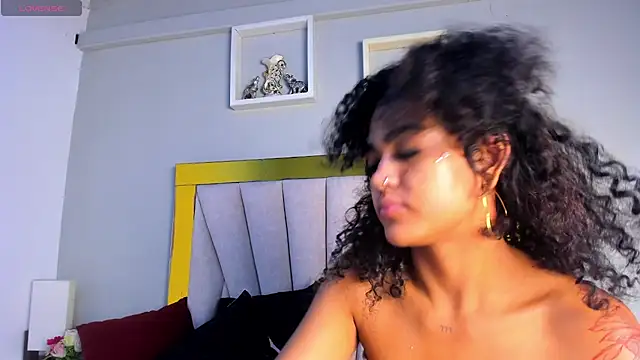 vahiolet_fuentesn Live XXX chat
