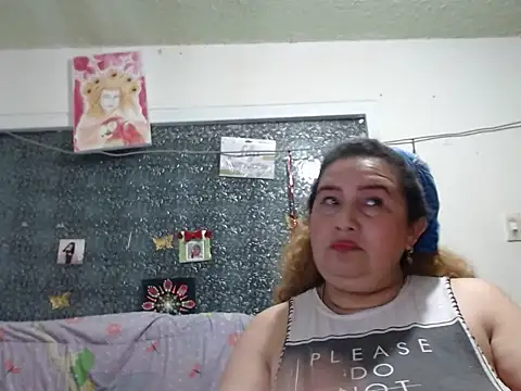 Chat XXX en directo de Perla1981--