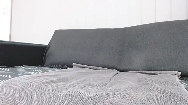 lilchristian@xh webcam show