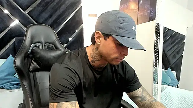 Show de EdoardoJS na webcam