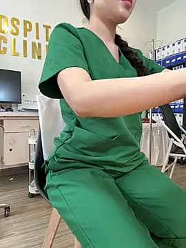 secretly_masturbating webcam show