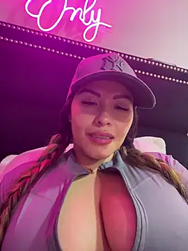 Czat XXX na żywo – sexyyykloee