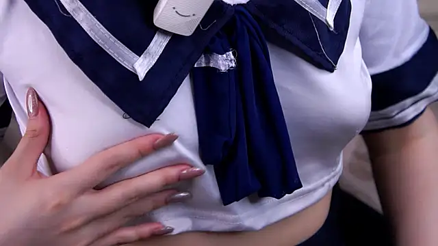 XXX chat uživo modela SelmaCarolfi