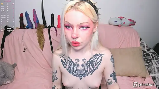 HelenGoat Chat XXX in diretta