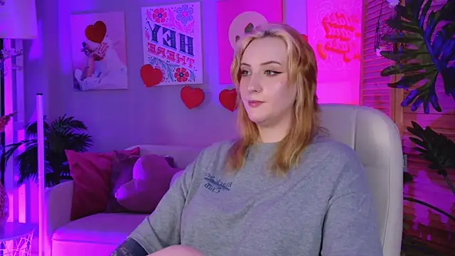 AsheLucker's Live XXX Chat