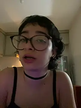Živá chatovací místnost _Lunnaa_