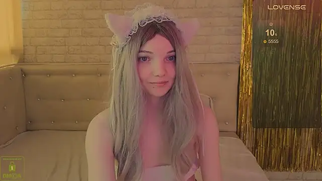 AnimeAlica18's Live XXX Chat