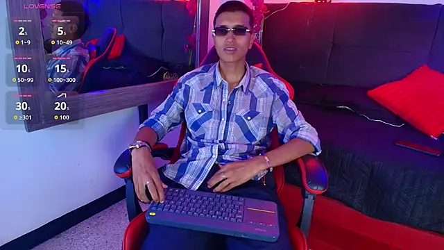 Alan_Colthon Pertunjukan Webcam