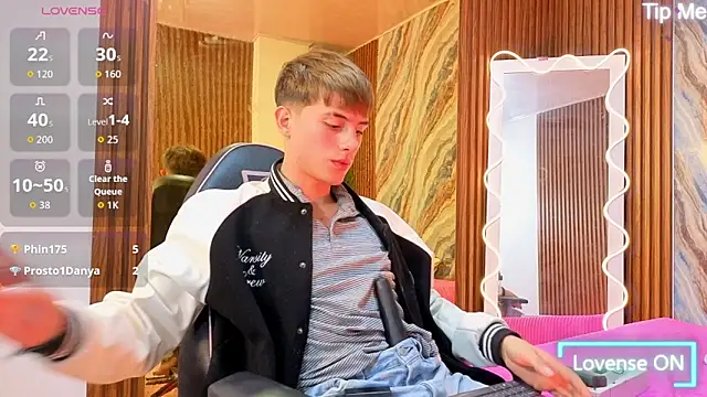 Czat XXX na żywo – EVAN_TAY
