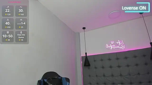 Show Webcam de scarletcherry18