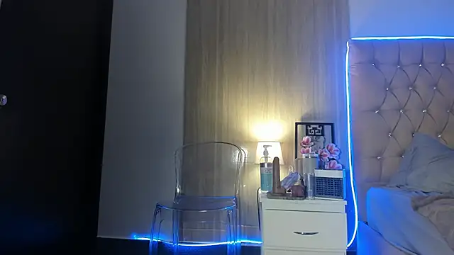XXX chat uživo modela Maddyluxe