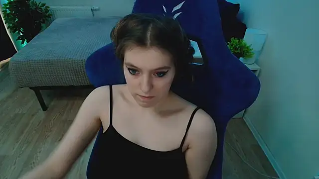 Chatroom XXX en direct de CranberryHot
