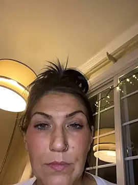 LittleMissEeve's Live XXX Chat