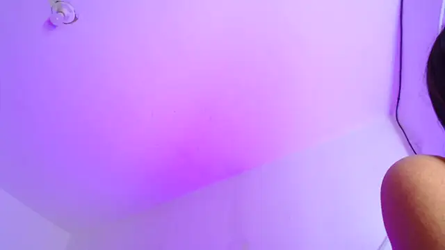 Pokazy przed kamerką – Trix_ebony