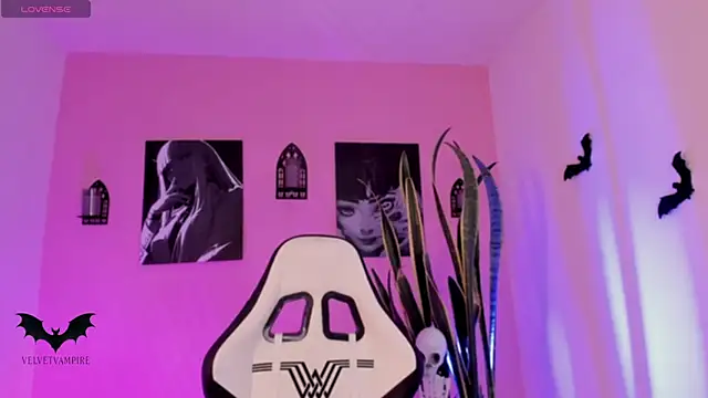 VelvetVampiree Webcam-Show